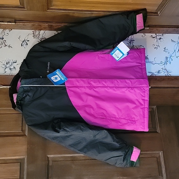 Columbia NWT Large Youth (14/16) Crash Out Jacket Pink and Black - Picture 1 of 6